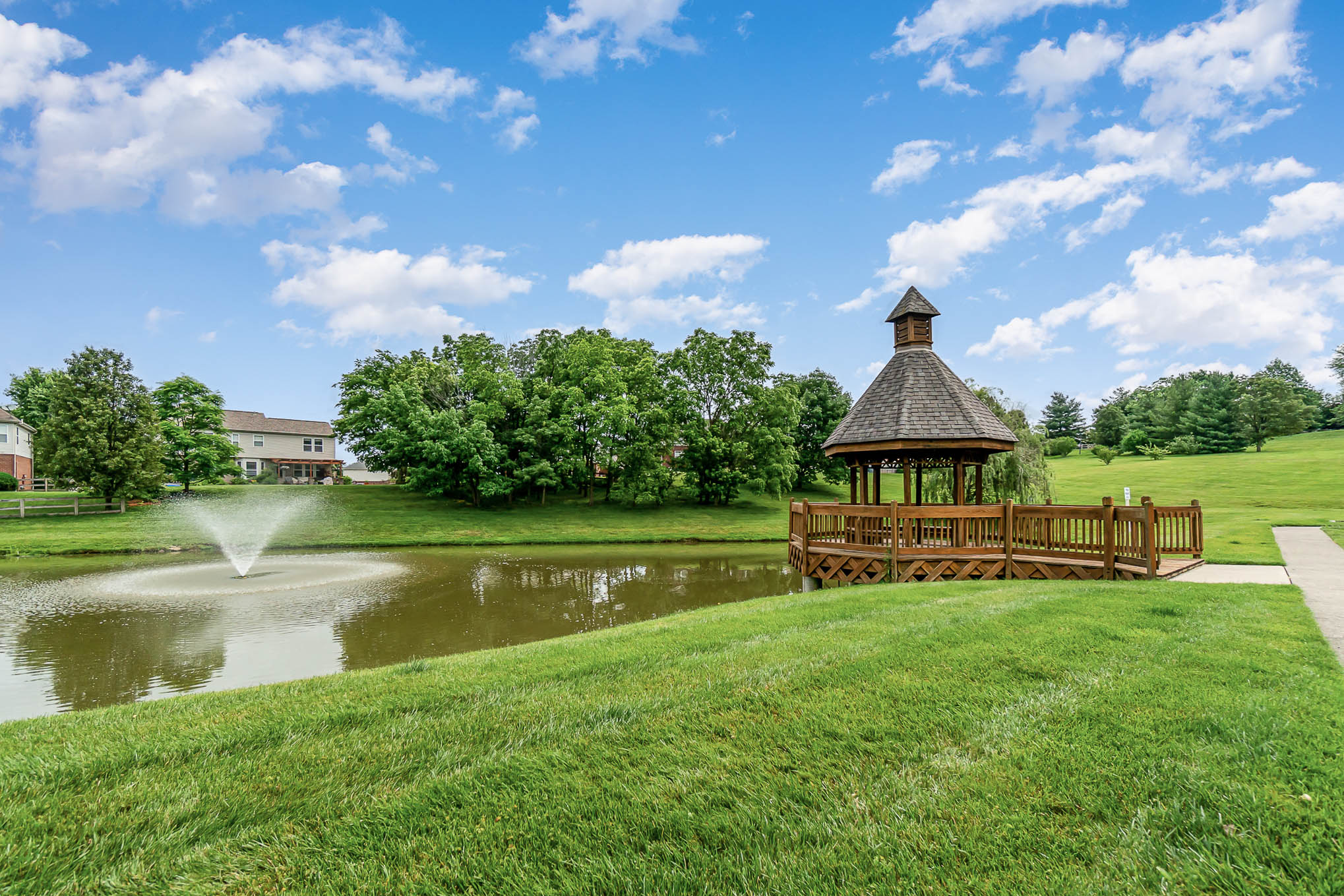 Oakbrook - The Summits Lake.JPG