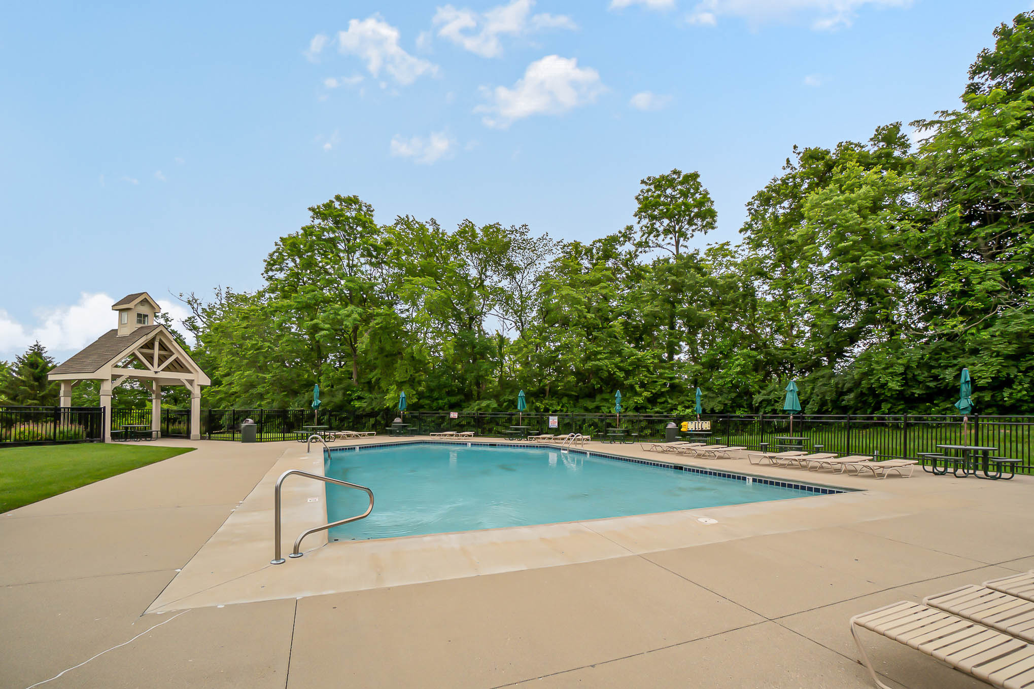 Thornwilde - Thornwilde Pool.JPG